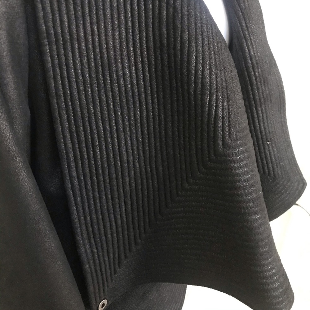 Ladies jacket - Picture 4 of 8